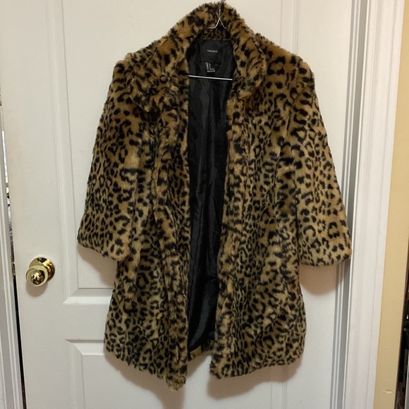 Forever 21 faux fur leopard 3/4 sleeve jacket - Picture 6 of 8